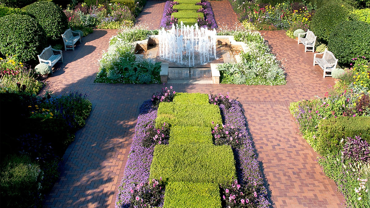 A Study of Patterned Gardens at Chicago Botanic Garden